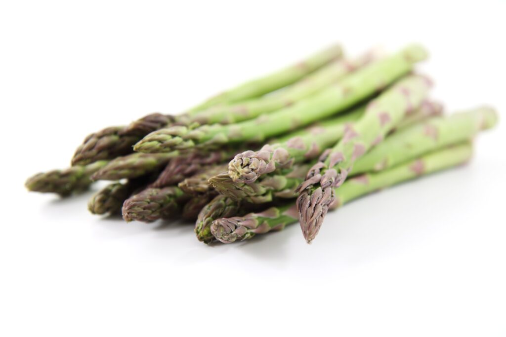 Scopri i segreti degli asparagi: il superfood della primavera
